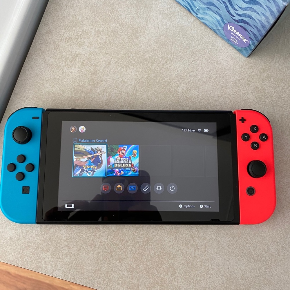 Nintendo Switch